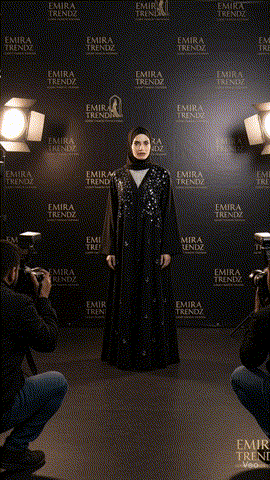 The Shimmering Anchor Abaya: Where Sparkle Meets Steadfast Style
